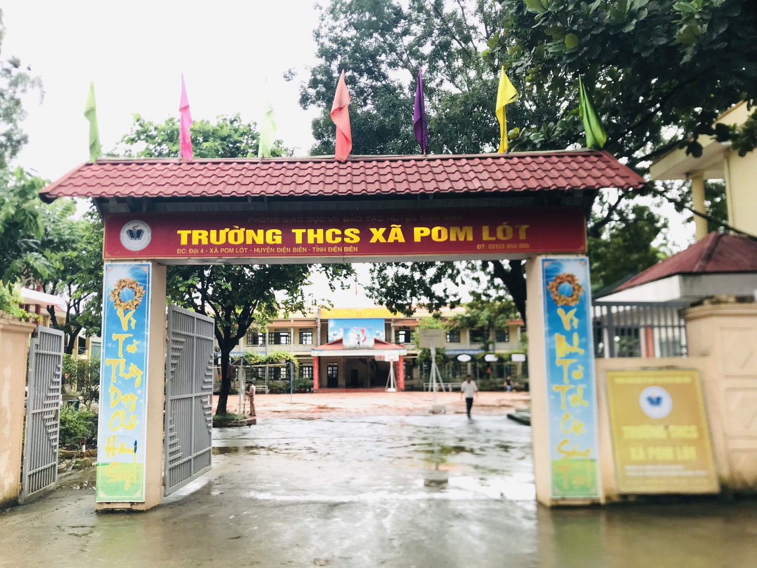 TRƯỜNG THCS XÃ POM LÓT